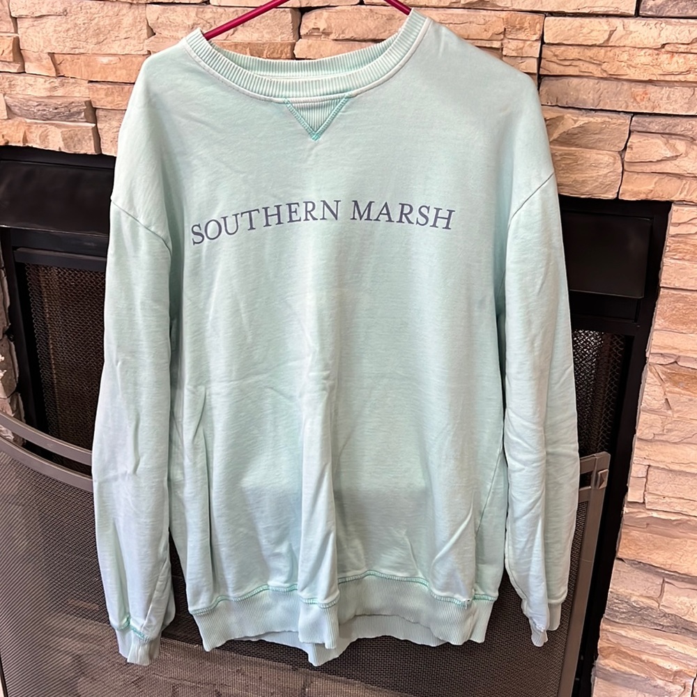 Women’s Southern Marsh sweatshirt size Large